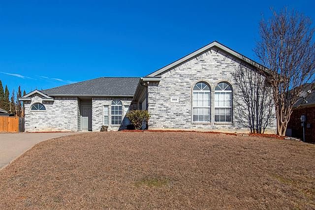 1st image of 3806 Remington Ct