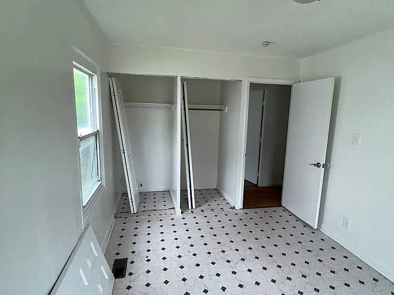 722 Saint Paul Dr — Photo 7
