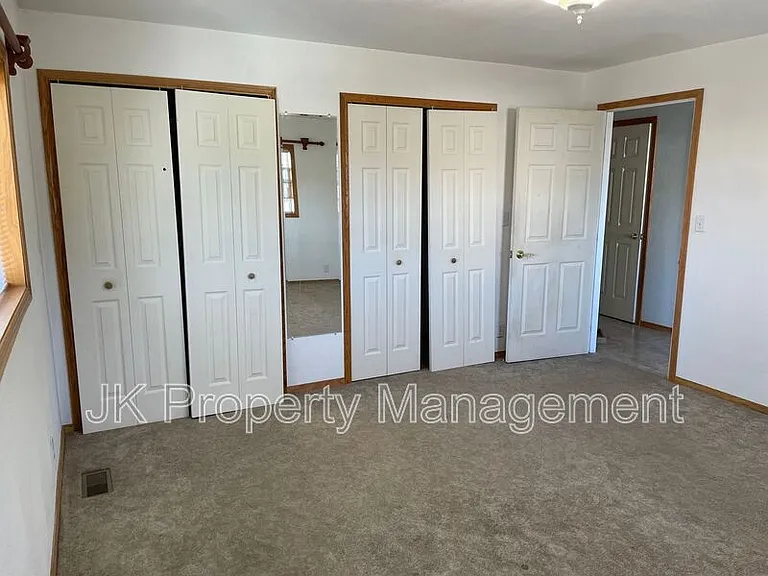 2408 Main St — Photo 7