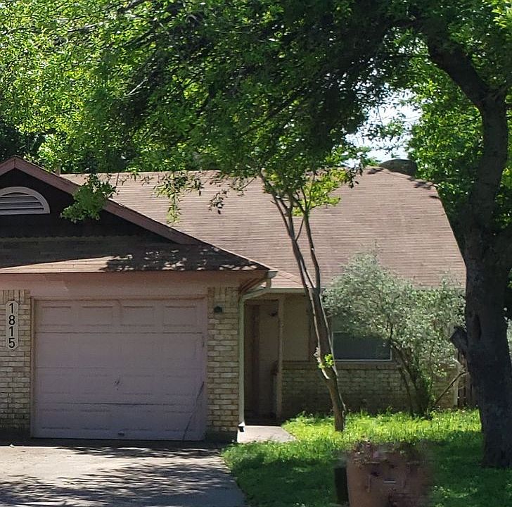 1st image of 1815 Prairie Knoll Ct #B