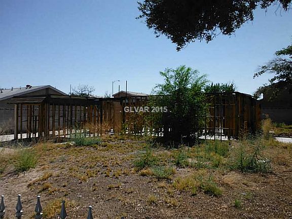 2nd image of 129 Vallejo Ave