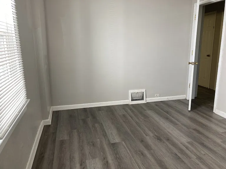 5374 Odell St — Photo 11
