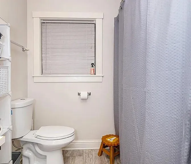 Guest Bath & Shower
