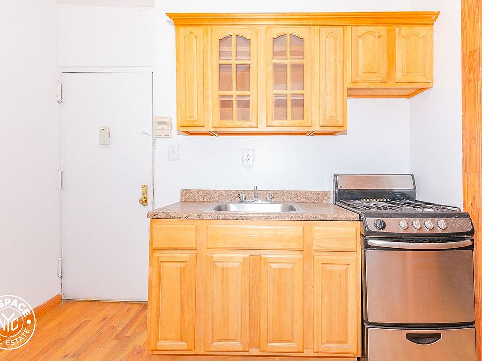 1st image of 134 Boerum St #4E