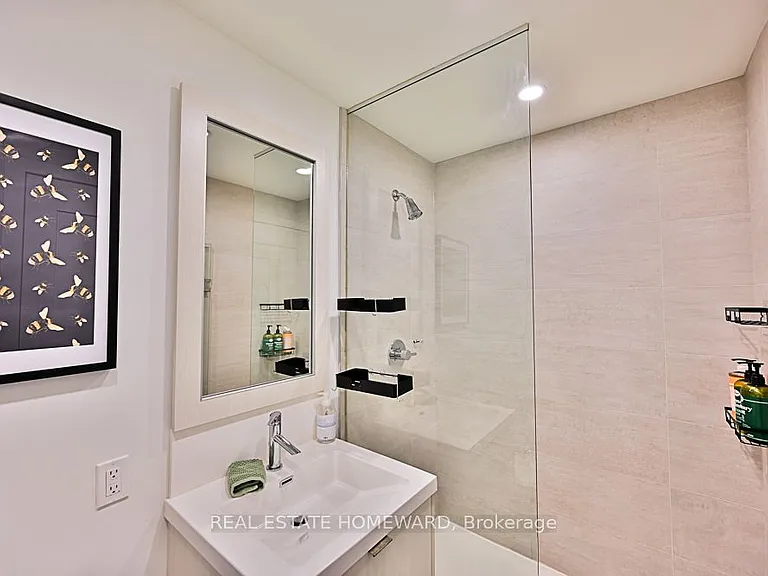 38 Cameron St #610 — Photo 23