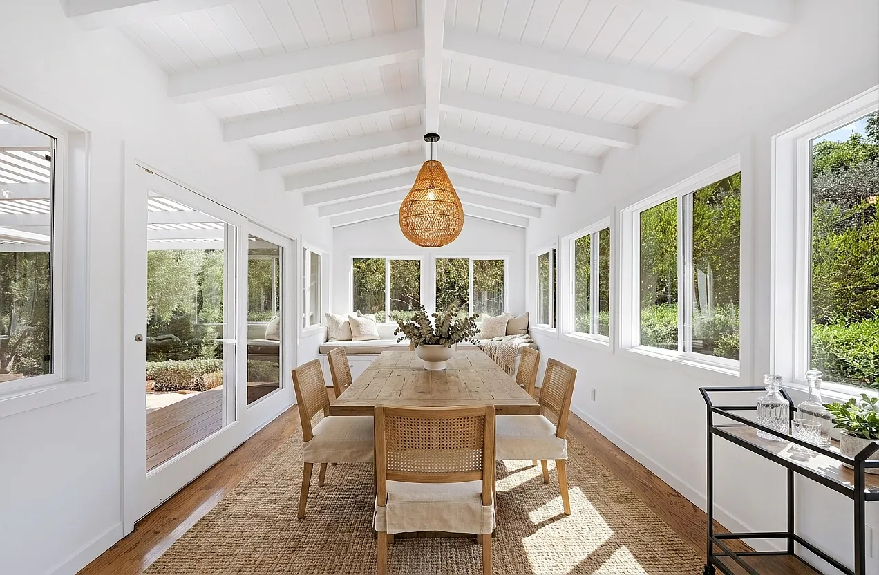 4 bed, 2500 sqft, $19,500 — Photo 3