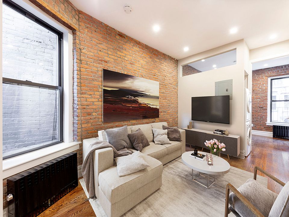 1st image of 119 Christopher St #24