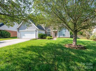 141 Newport Dr, Kannapolis, NC 28083