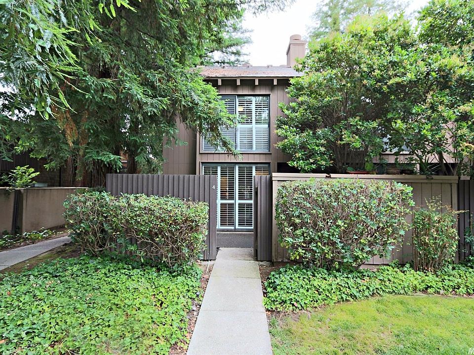 1st image of 621 Woodside Sierra Unit 4