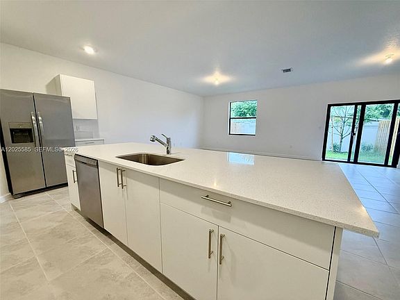 5th image of 2958 Park Pl #5838