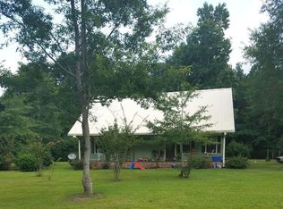 35 Roy Smith Rd, Foxworth, MS 39483