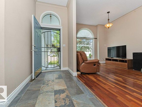 2nd image of 3723 30th St NW