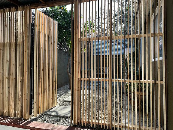5th image of 814 N Coronado St