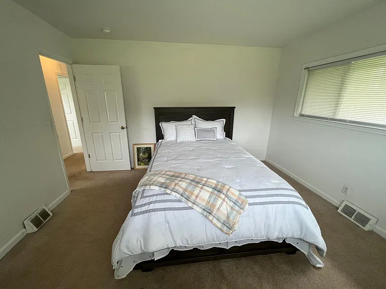 Hill Top View Ln — Photo 6