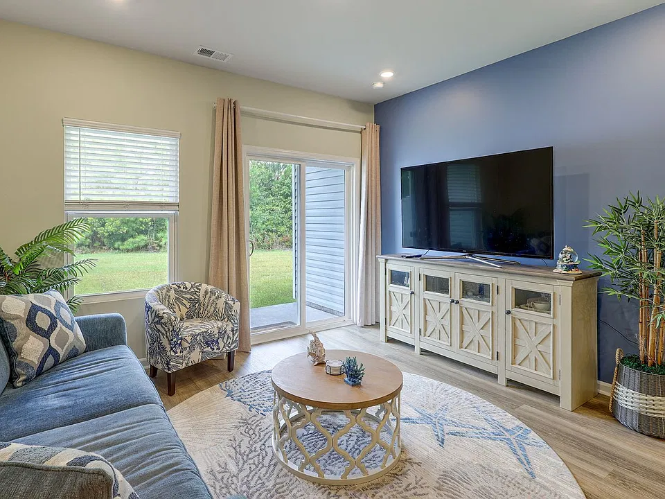 321 Parkington Ln #ID1697169P
