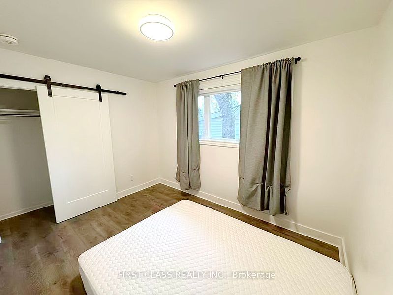 Burlington House for rent - 3 Bedrooms — photo 30