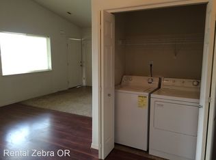 2750 NW 8th St, Redmond, OR 97756