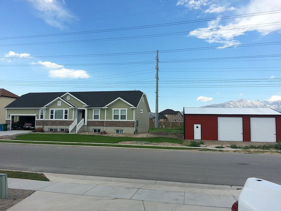 1st image of 624 W 1250th St S