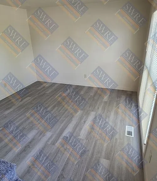 2028 Arthur Ave — Photo 2