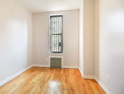 5th image of 90 Wilson Ave #1AF