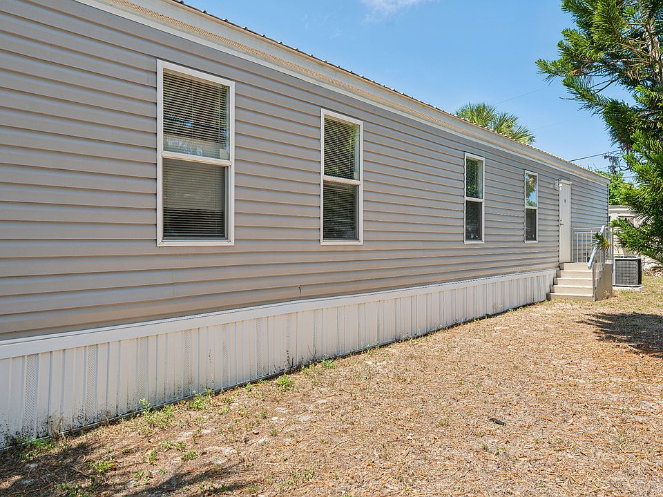 1st image of 1300 Hand Ave #E7