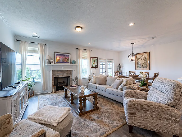 3198 Greymoor Cir — Photo 12