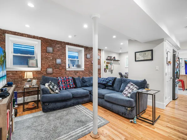 96 Webster St, Boston, MA