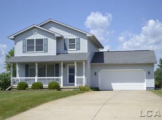 1994 Friar Tuck Cir, Adrian, MI 49221