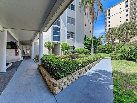3rd image of 2110 Benjamin Franklin Dr #402SEA