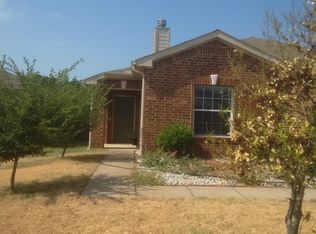 8032 Brook Ridge Dr, Fort Worth, TX 76120