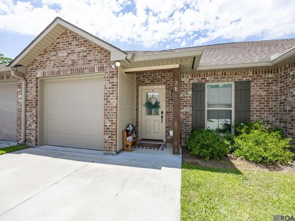 9017 Lockhart Rd, Denham Springs, LA 70726