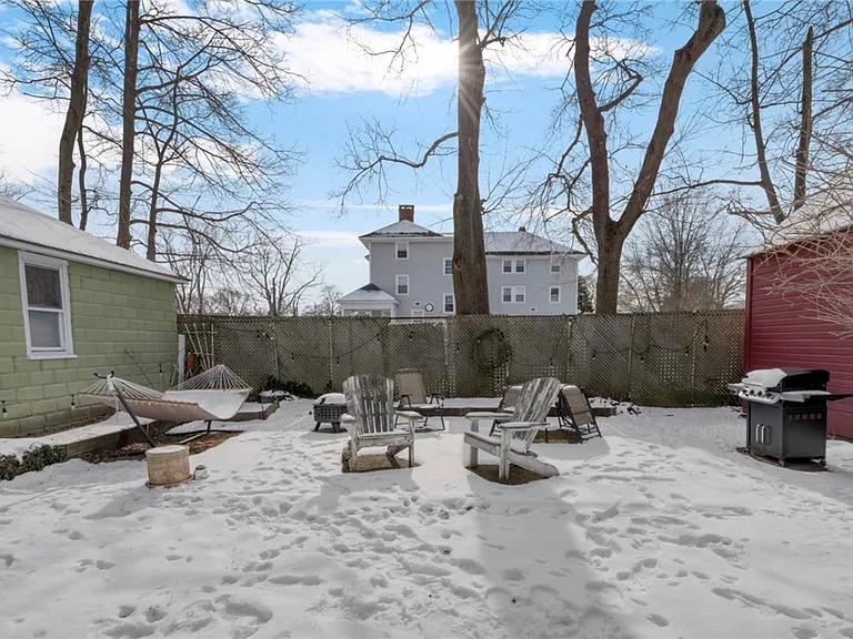154 Grand Ave — Photo 5