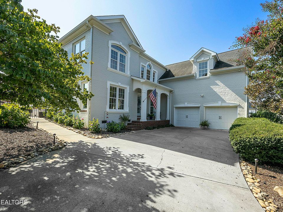 1st image of 9035 Legends Lake Ln