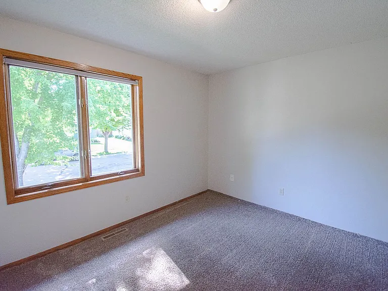5009 24th Ave NW — Photo 11