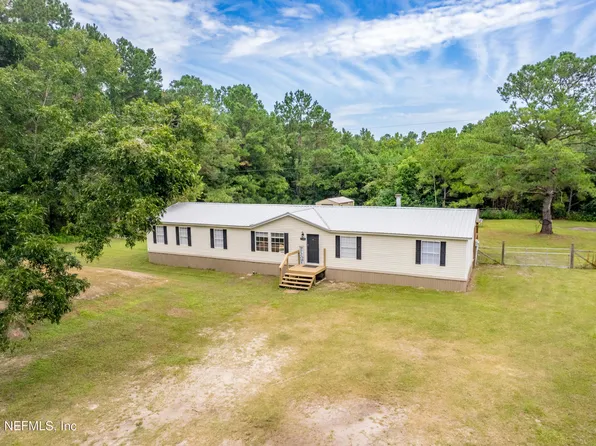 7195 NW 261 Street, Lawtey, FL 32058