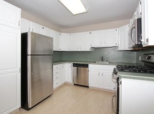18 Springfield Ave APT 3F, Cranford, NJ 07016