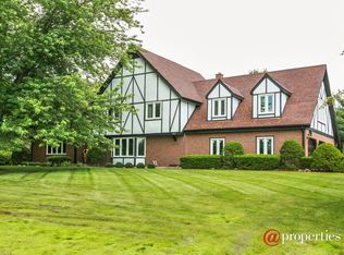 20217 N Park Hill Dr, Deer Park, IL 60010