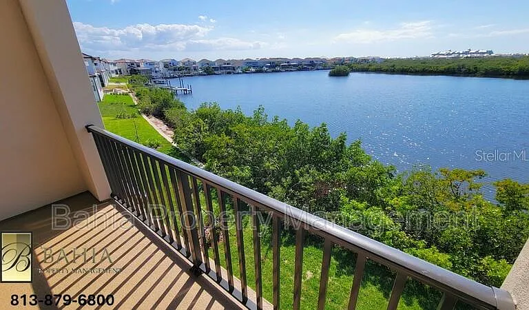 1074 Seagrape Dr — Photo 46