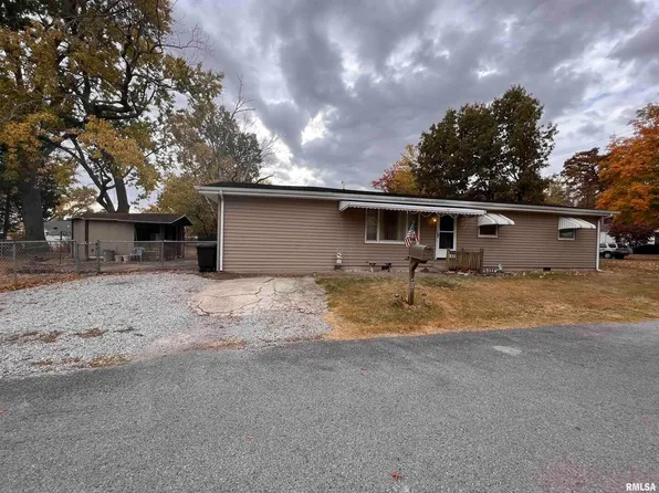 409 W Kennicott St, Carbondale, IL 62901