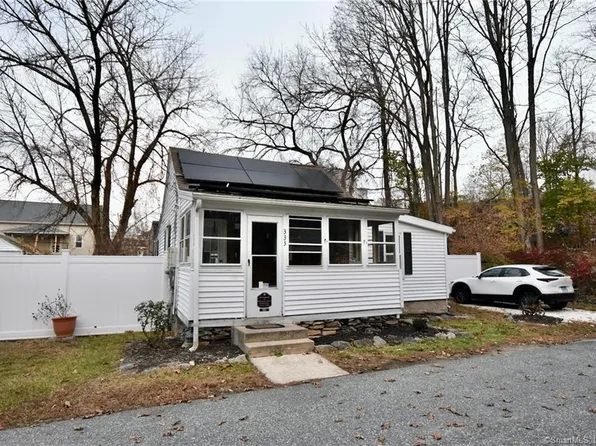 333 Kennedy Drive, Putnam, CT 06260
