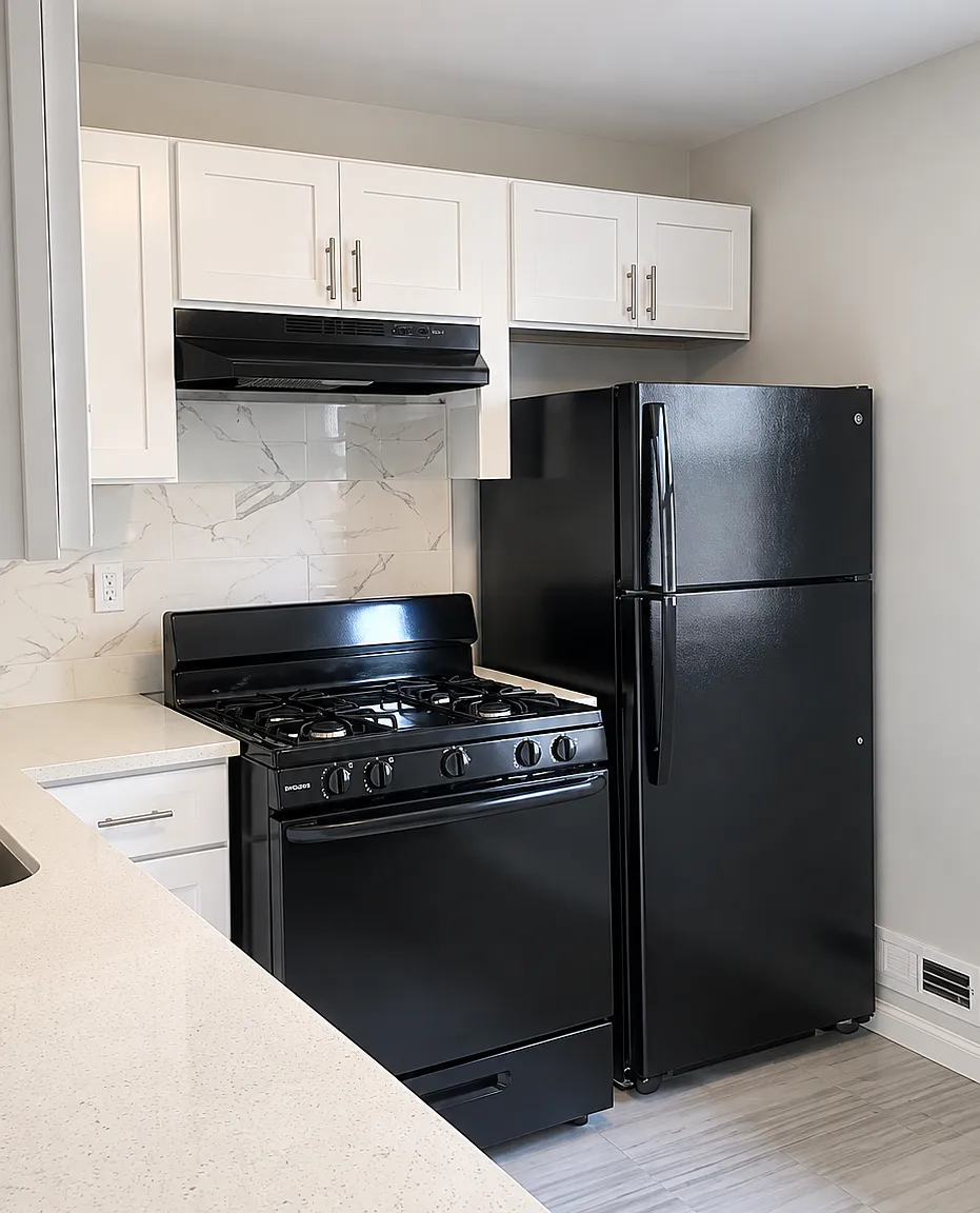3 bed, $2,300 — Photo 3