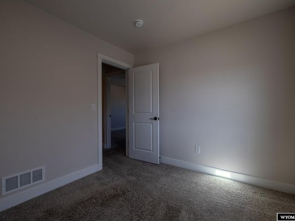 casper-wyoming-402468646 picture