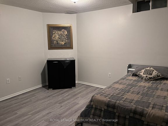 2nd image of 90 Via Romano Way