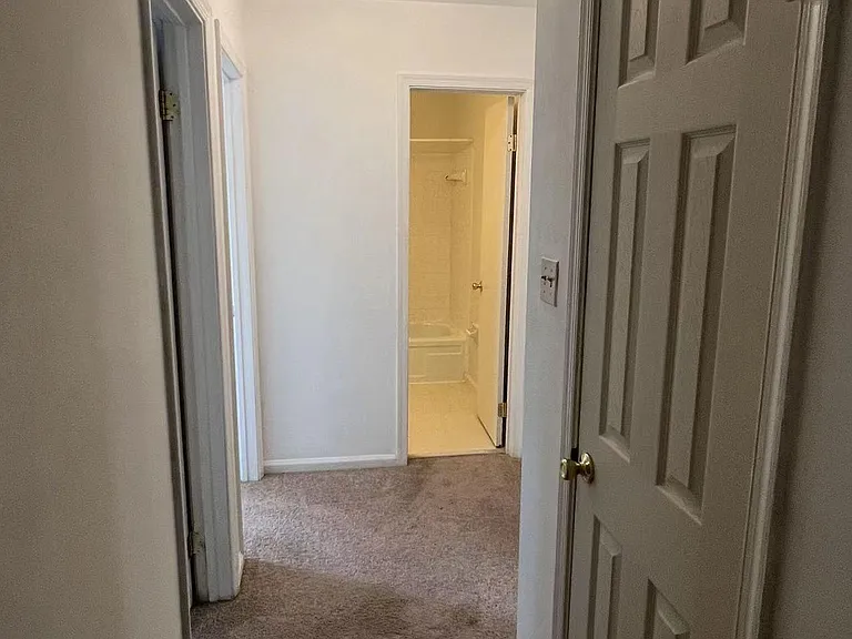 4407 Bennett Ln — Photo 18