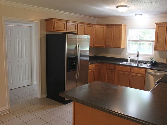 3rd image of 7519 Florence Dr