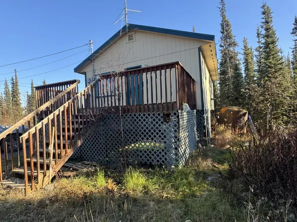 2449 Maria St, Fairbanks, AK 99709