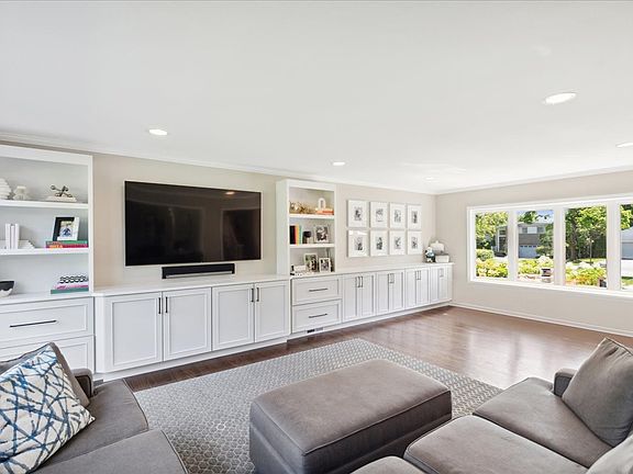 3rd image of 295 Charal Ln