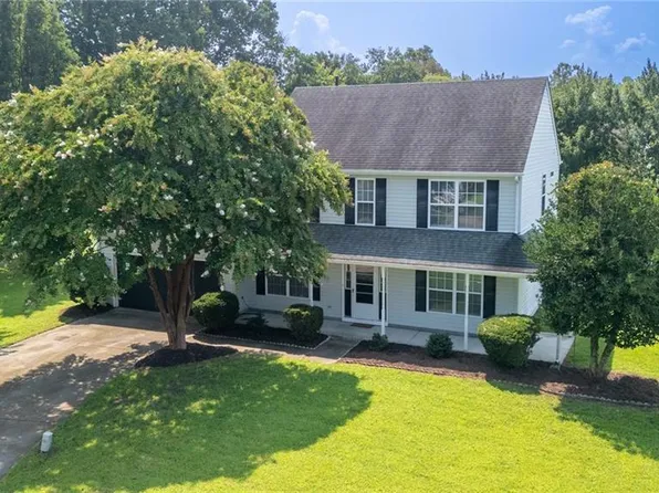 15064 Wineberry Ct, Carrollton, VA 23314