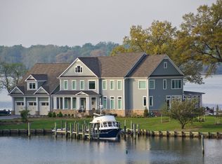 819 Riverside Dr, Arnold, MD 21012