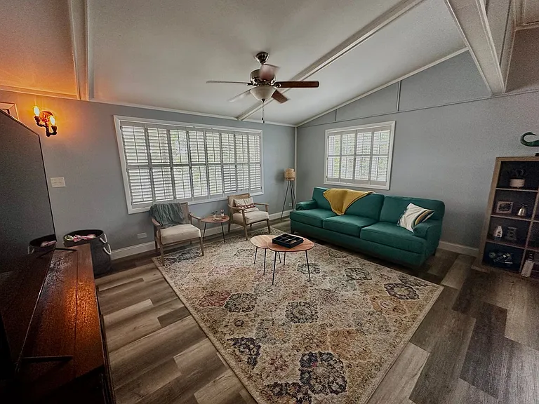 491 Short St — Photo 10